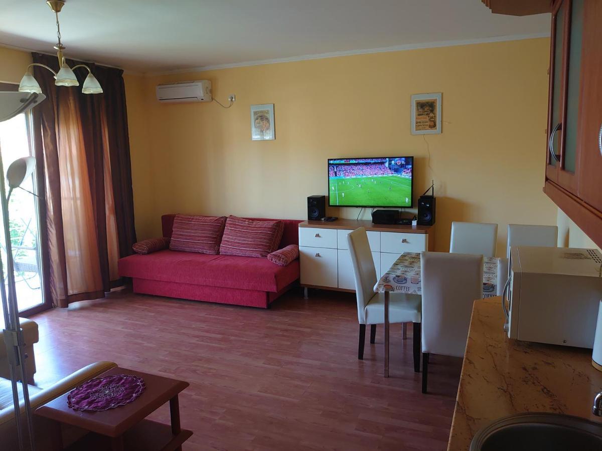 Coke Wellness Apartman Siofok Exterior photo