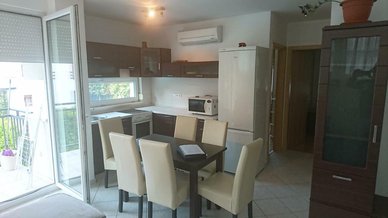Coke Wellness Apartman Siofok Exterior photo